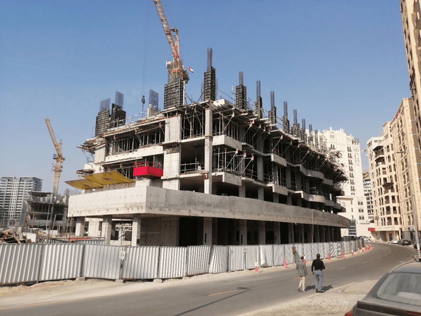 Jadaf Residential Building Project Delay in Construction . site phot of the side of the project