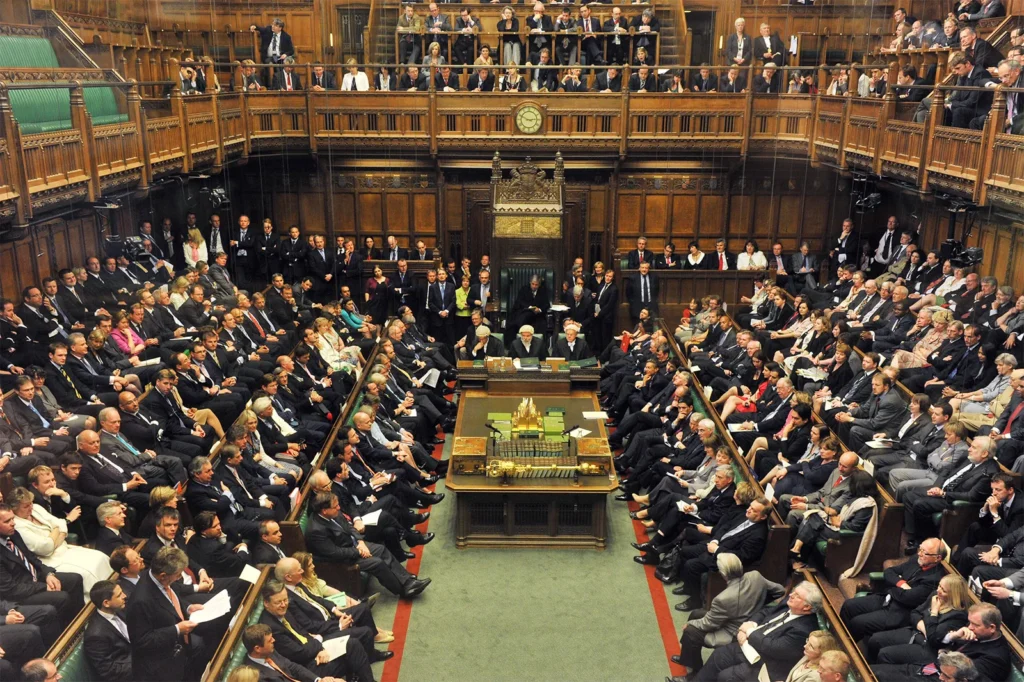 Chamber-House-of-Commons-Houses-Parliament-London - politics of urban planning 