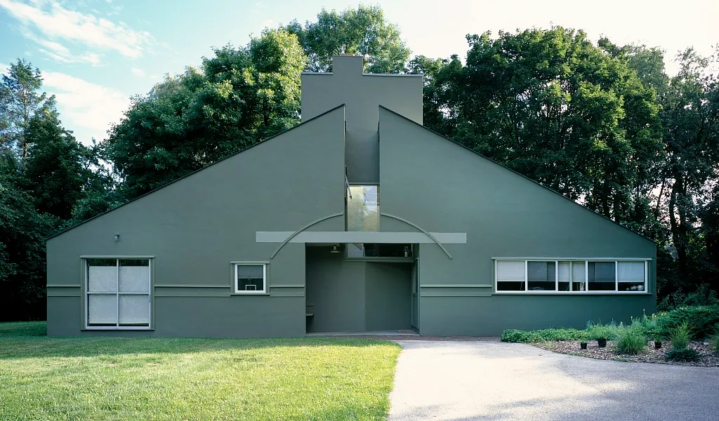 Robert Venturi post modern architecture 
